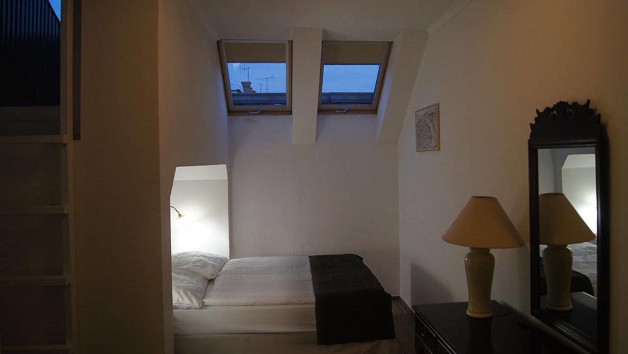 Opera Loft Rooms And Apartments Budapest Exterior photo